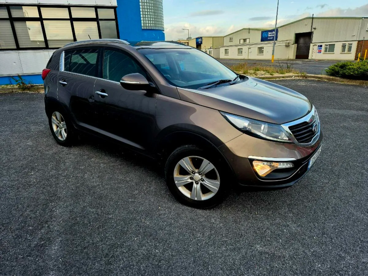 2013 KIA SPORTAGE (NEW NCT TODAY ) - Image 2