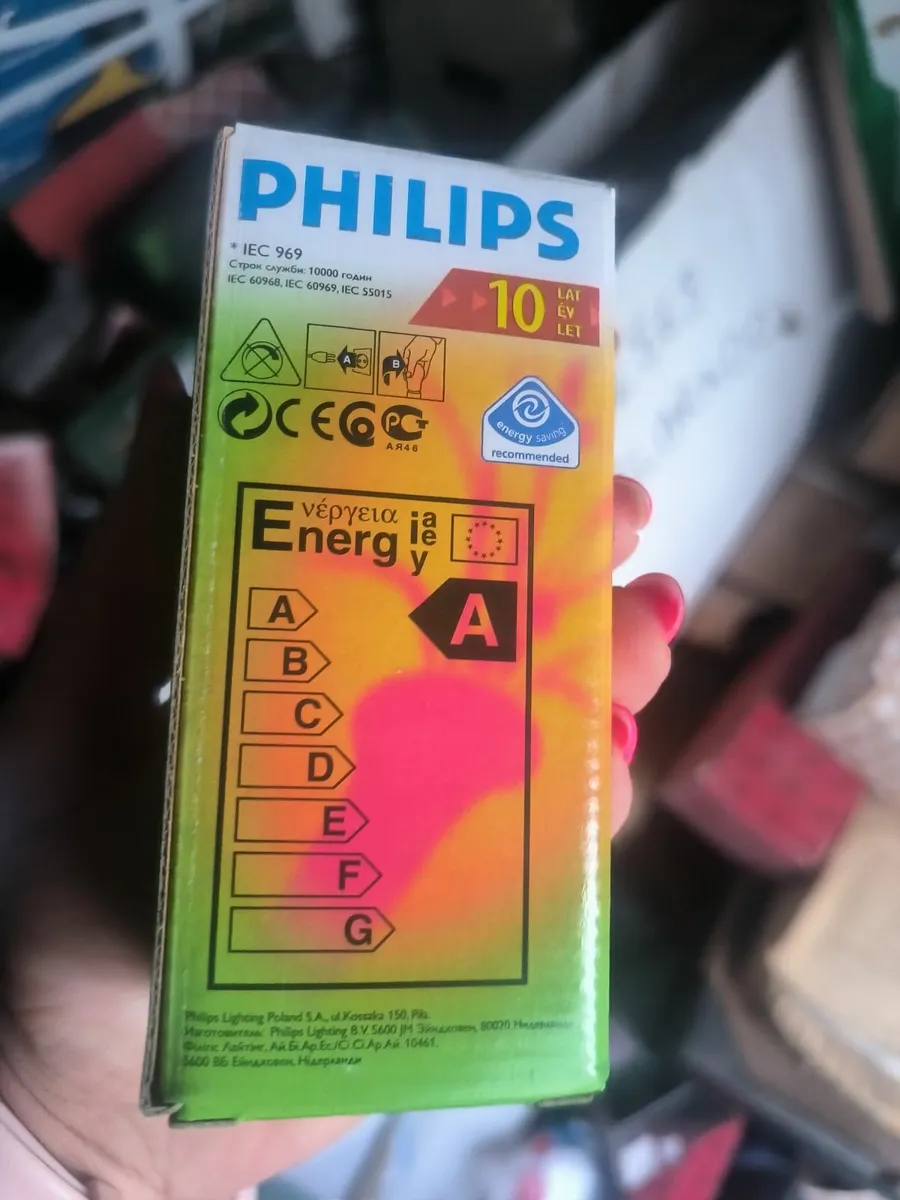 Philips Energy Bulbs - Image 1