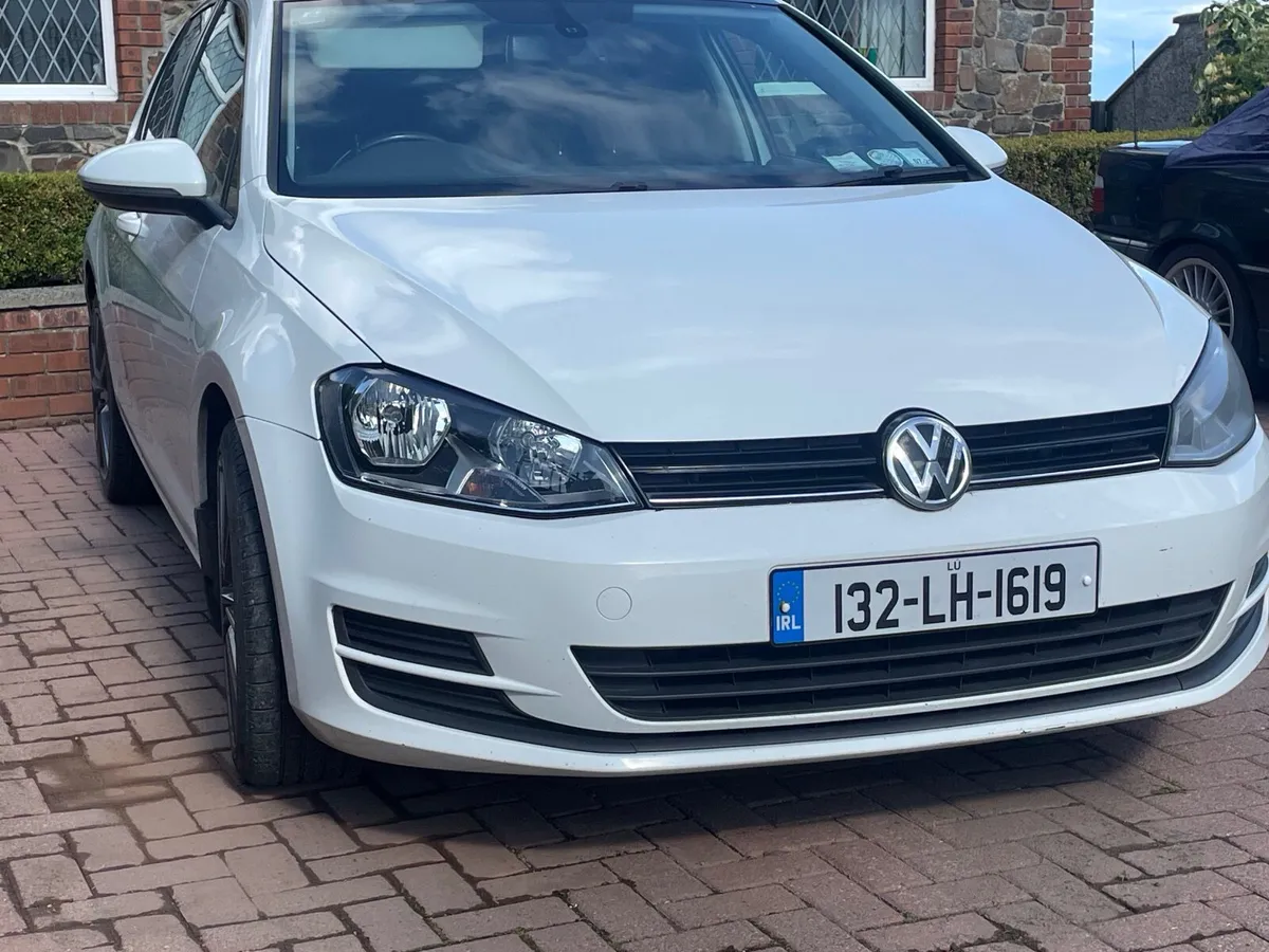 Volkswagen Golf 2013 - Image 2