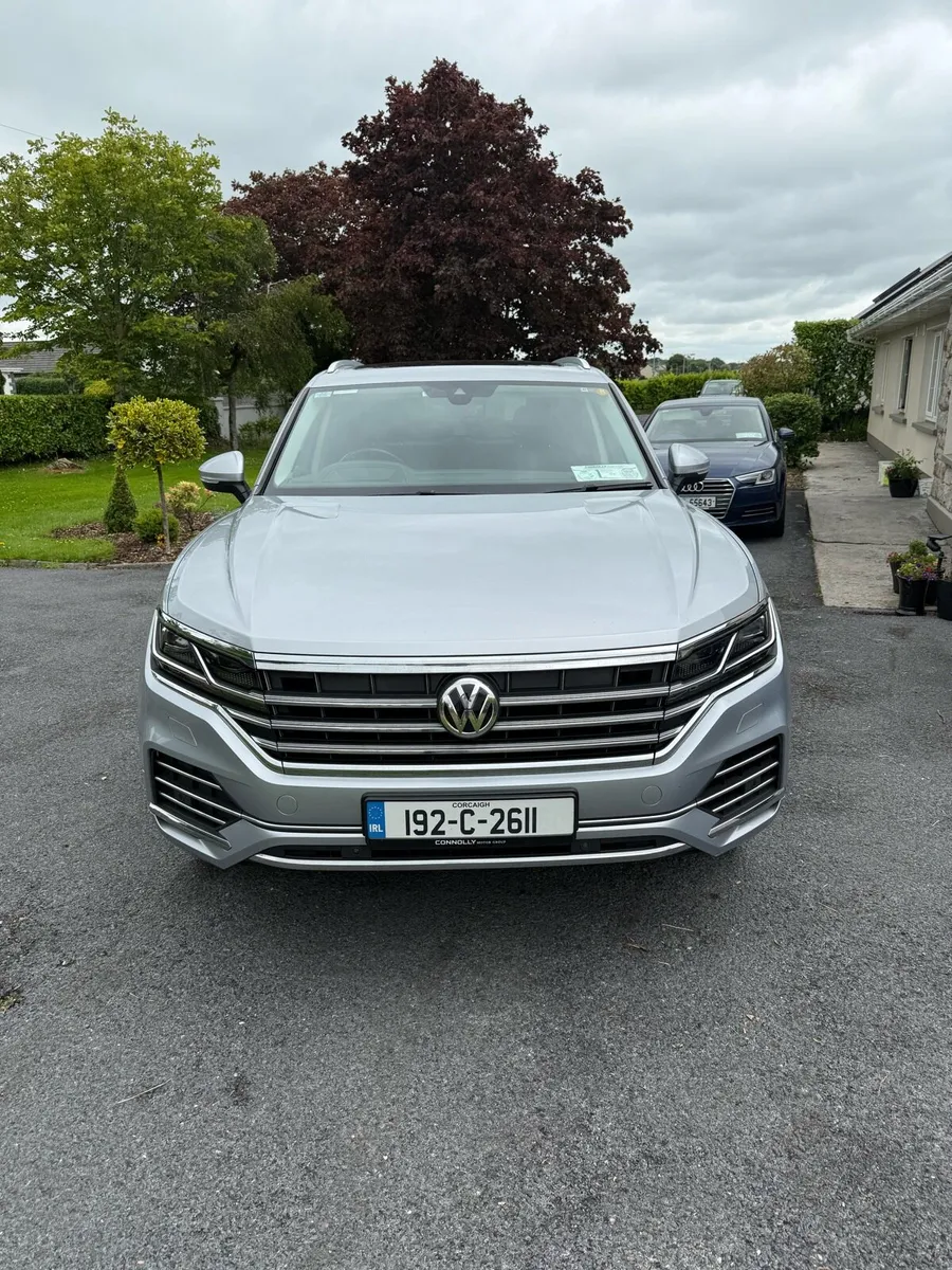 Volkwagen Touareg 3.0 TDI 4M 286HP Automatic - Image 1