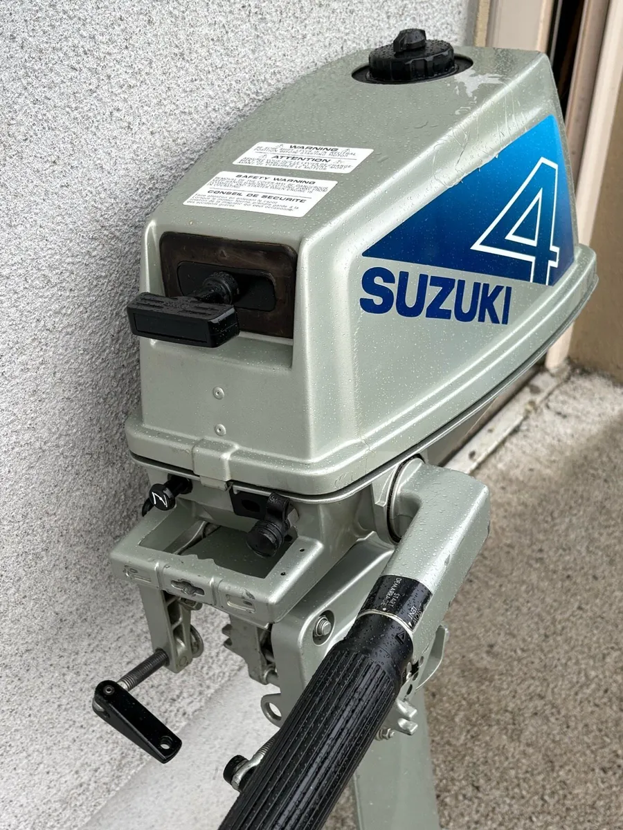 Suzuki 4hp outboard - Image 2
