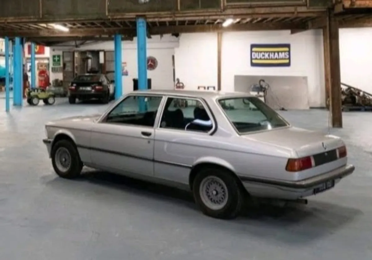 79 BMW 320 - Image 4