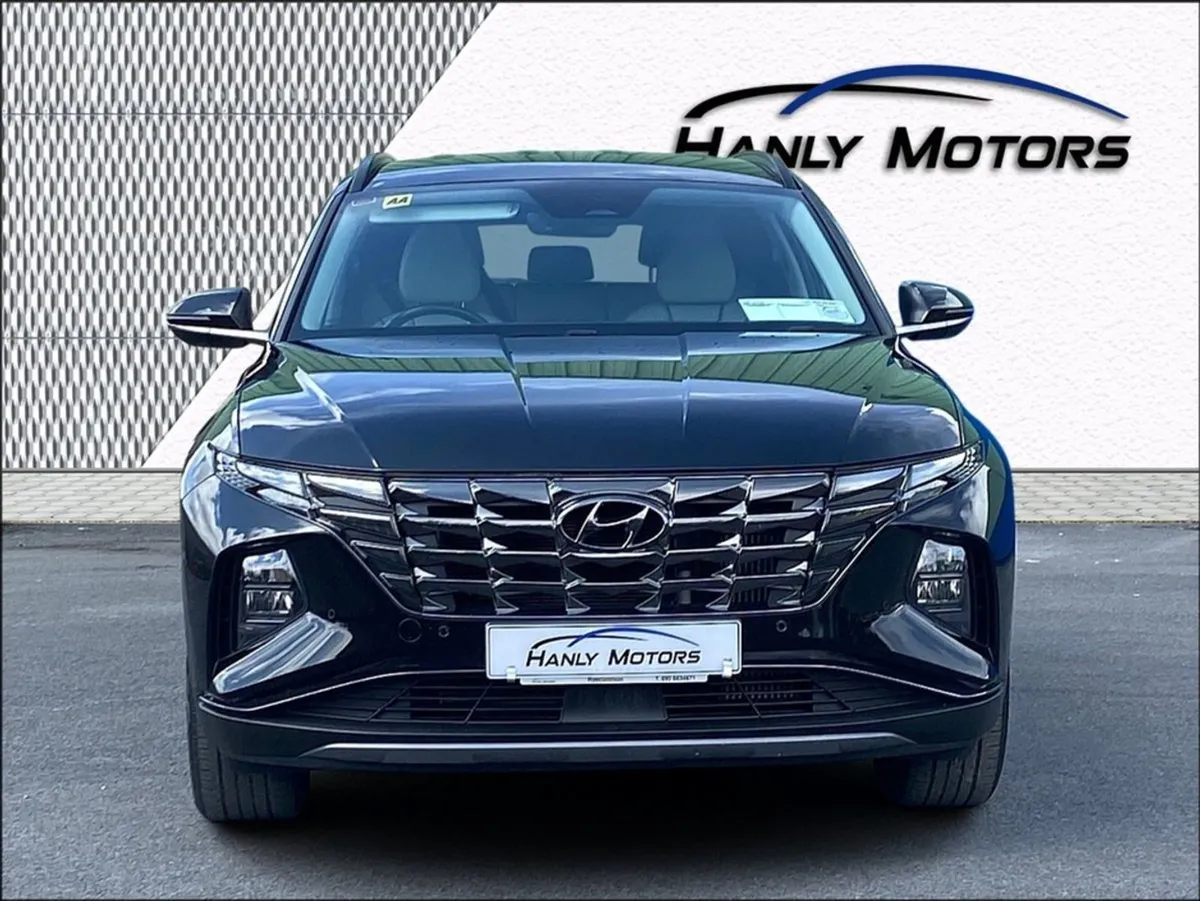 Hyundai Tucson Ix35 Executive Plus 5DR - Image 2