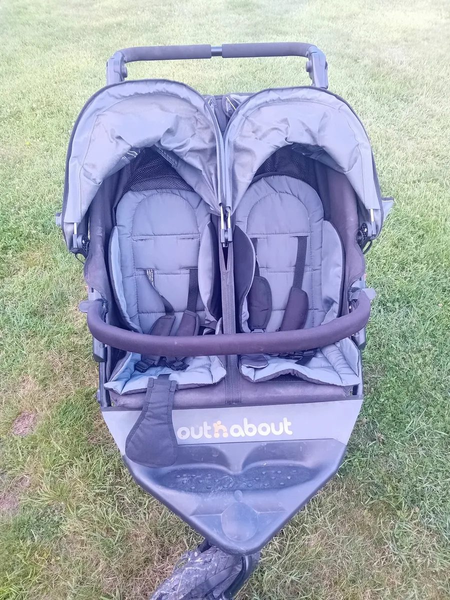 Out n about double buggy - Image 2
