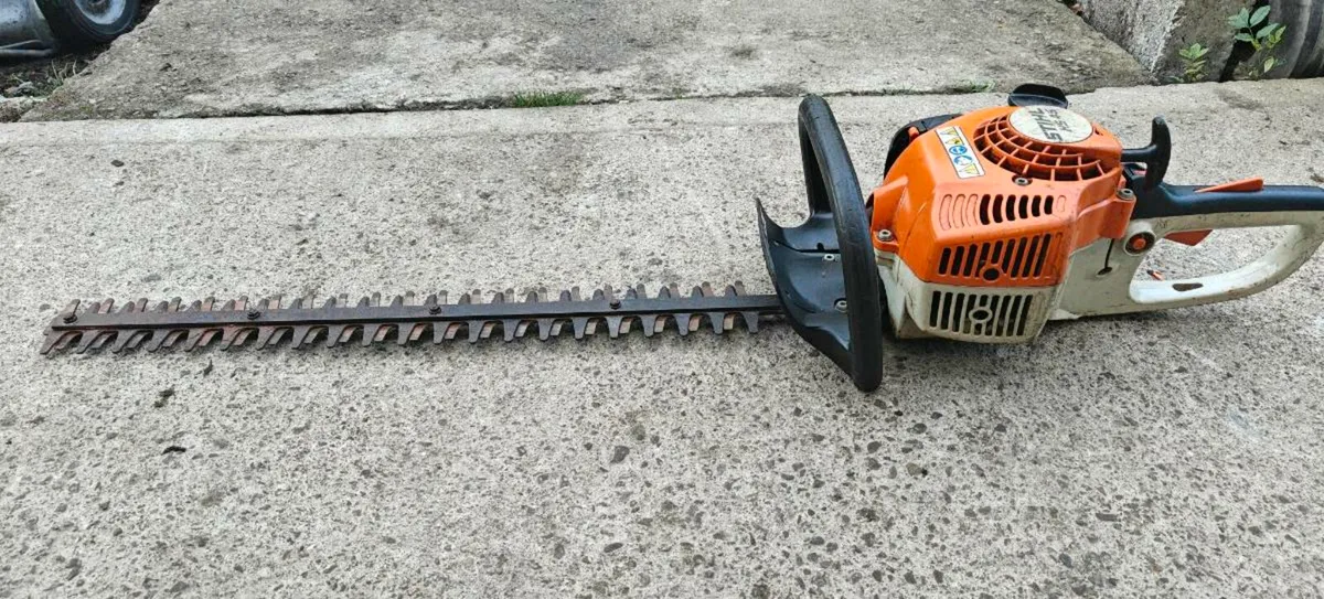 Stihl hs45 hedge trimmer - Image 4