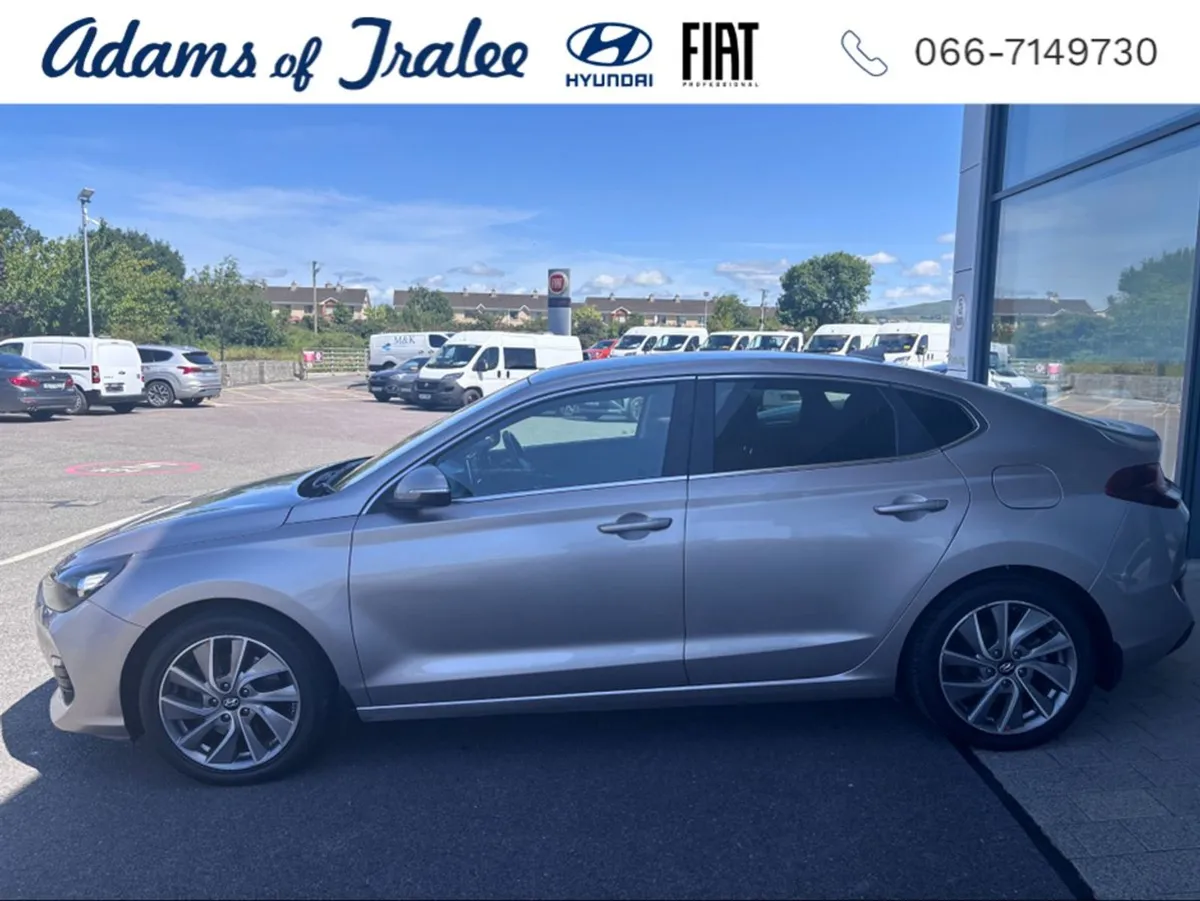 Hyundai i30 I 30 Fastback 5DR - Image 2