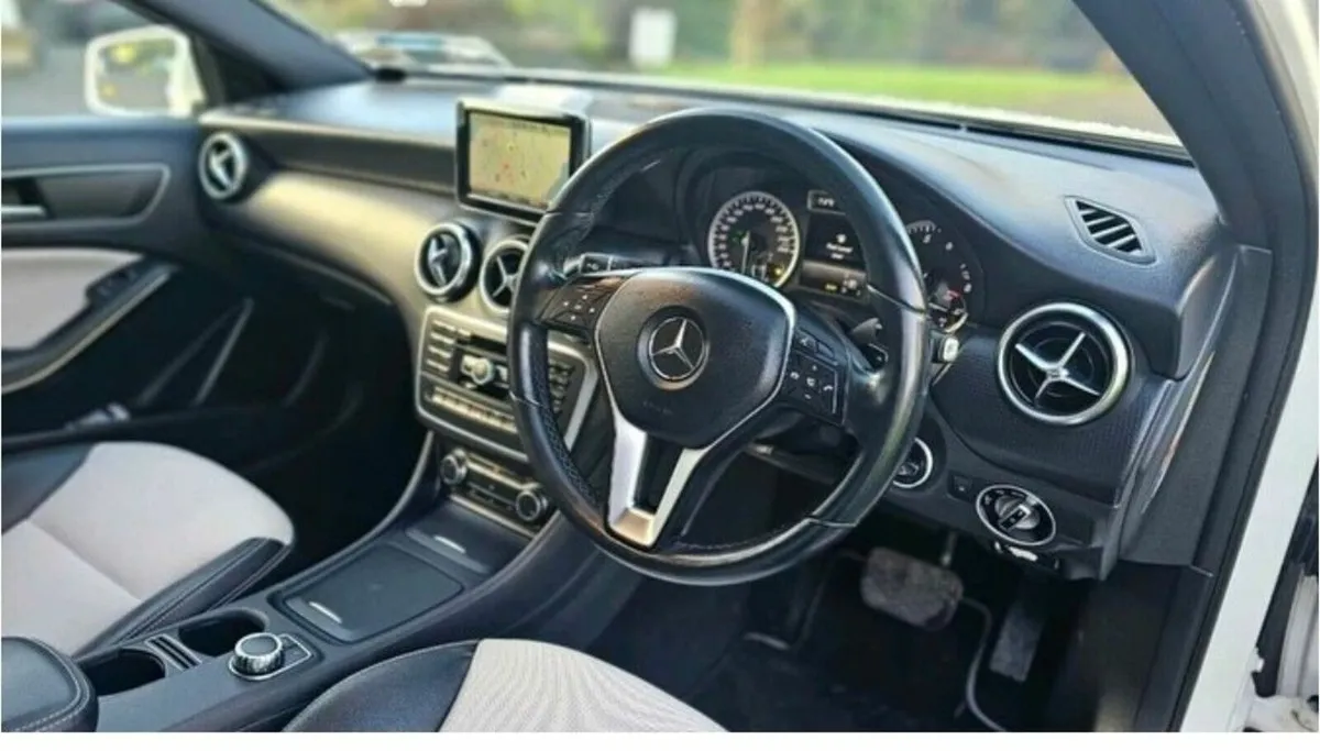 Mercedes-Benz A-Class 2014 - Image 3