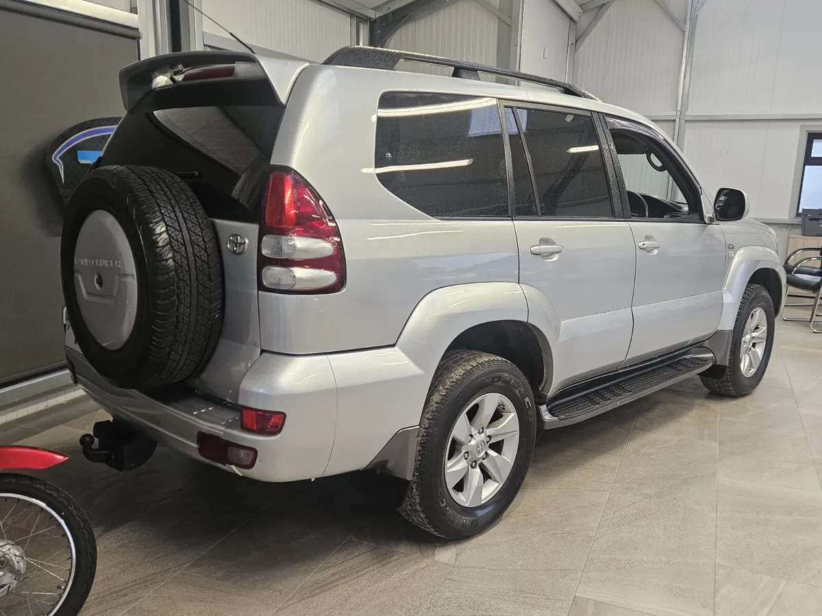 07 TOYOTA LANDCRUISER AUTOMATIC - Image 4