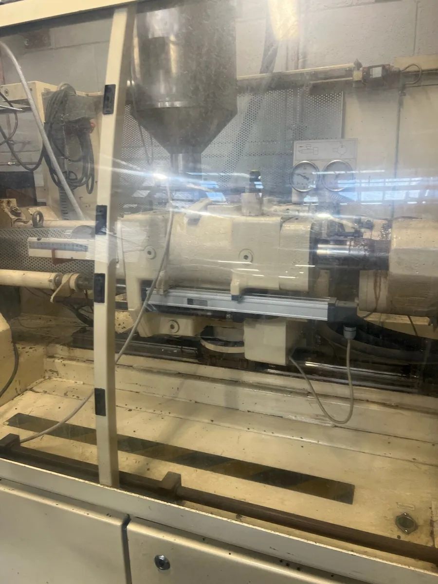 Injection Moulding Machine - Image 3