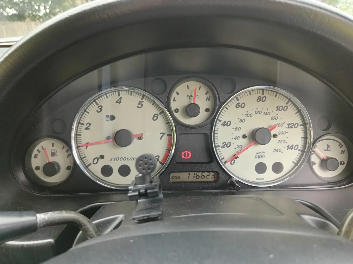 2003 Mazda MX-5 NB (1.6L, 110bhp) – Reluctant Sale - Image 2