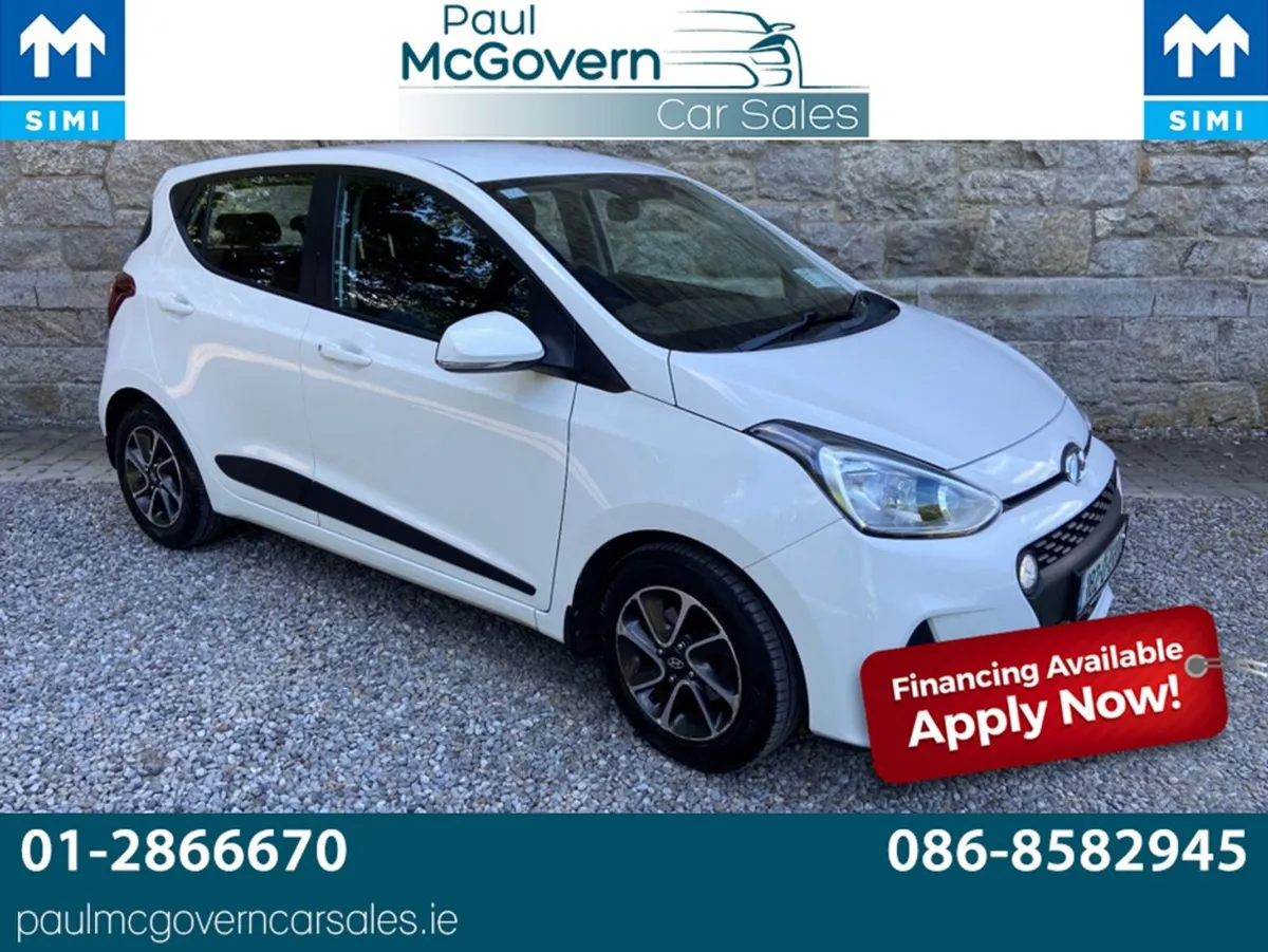 Hyundai i10 Deluxe - Image 2