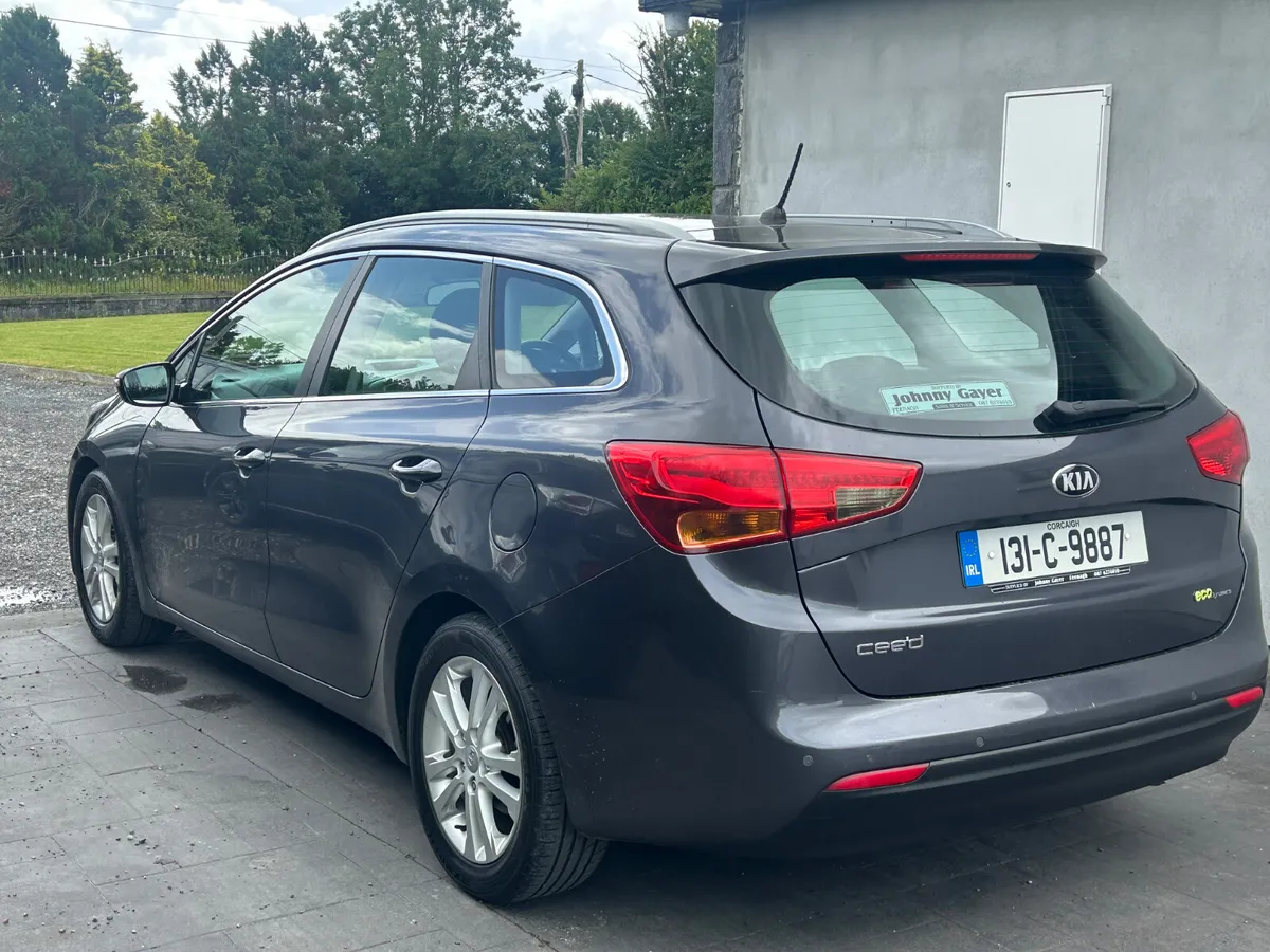 Kia Ceed 2013 - Image 4