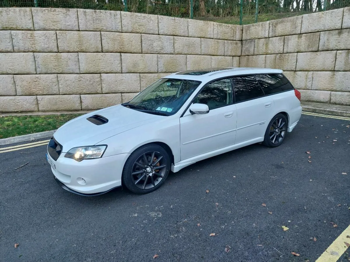 Subaru Legacy - Image 1