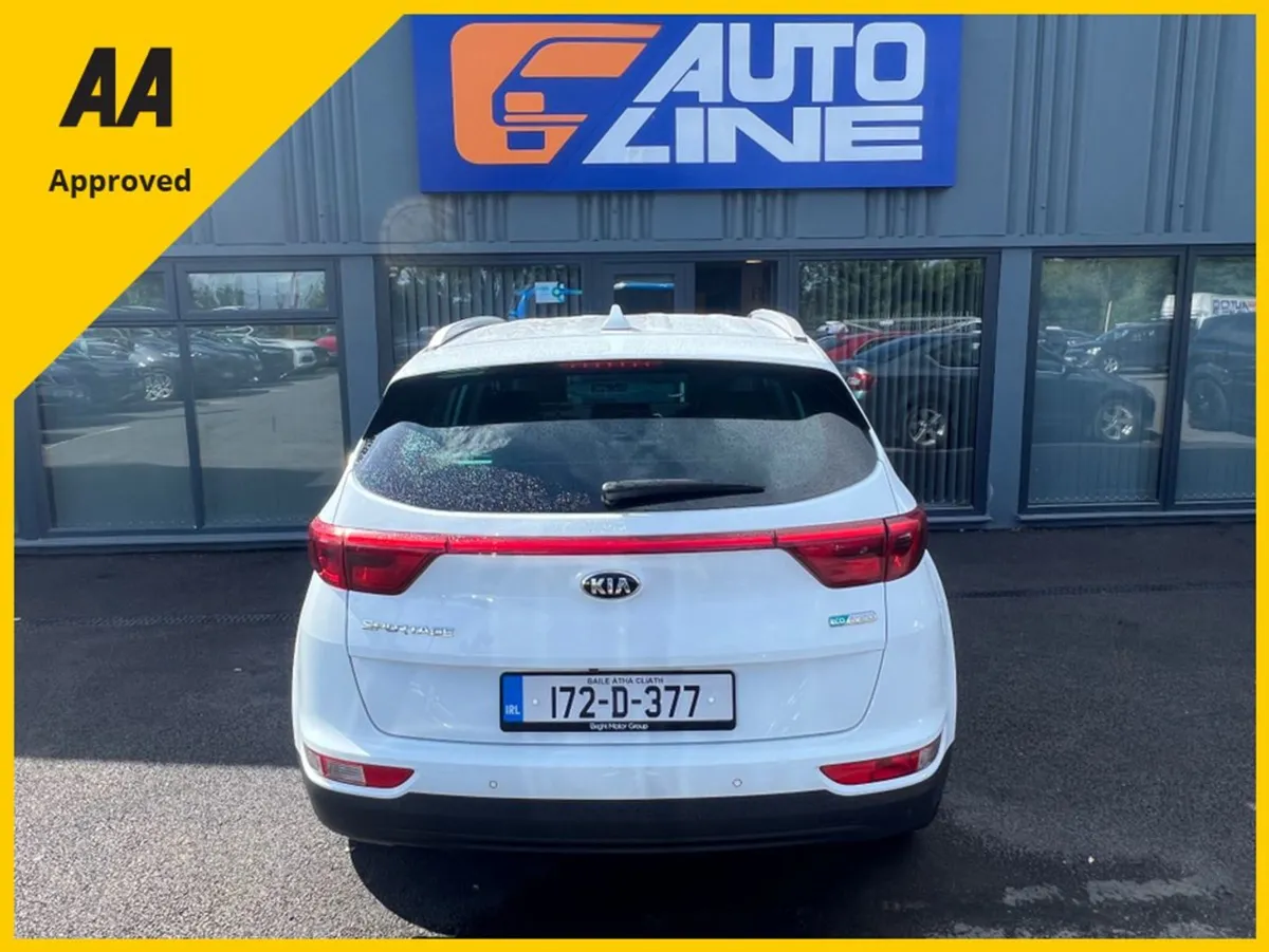 Kia Sportage 1.7 Platinum 5DR - Image 4