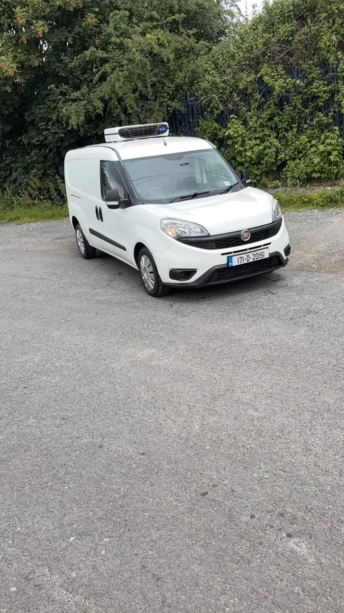 2017 fiat Doblo fridge van lwb - Image 2