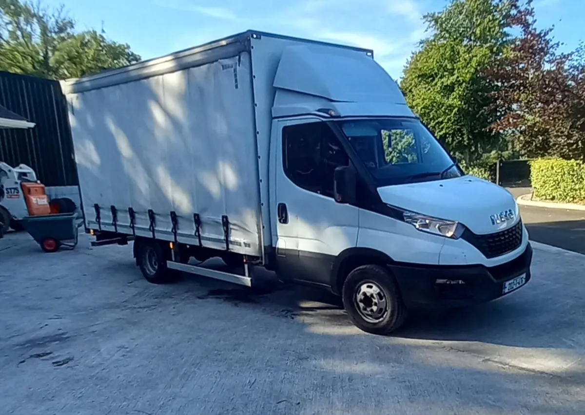2020 IVECO DAILY 3.0 35/160 Twin wheel - Image 1