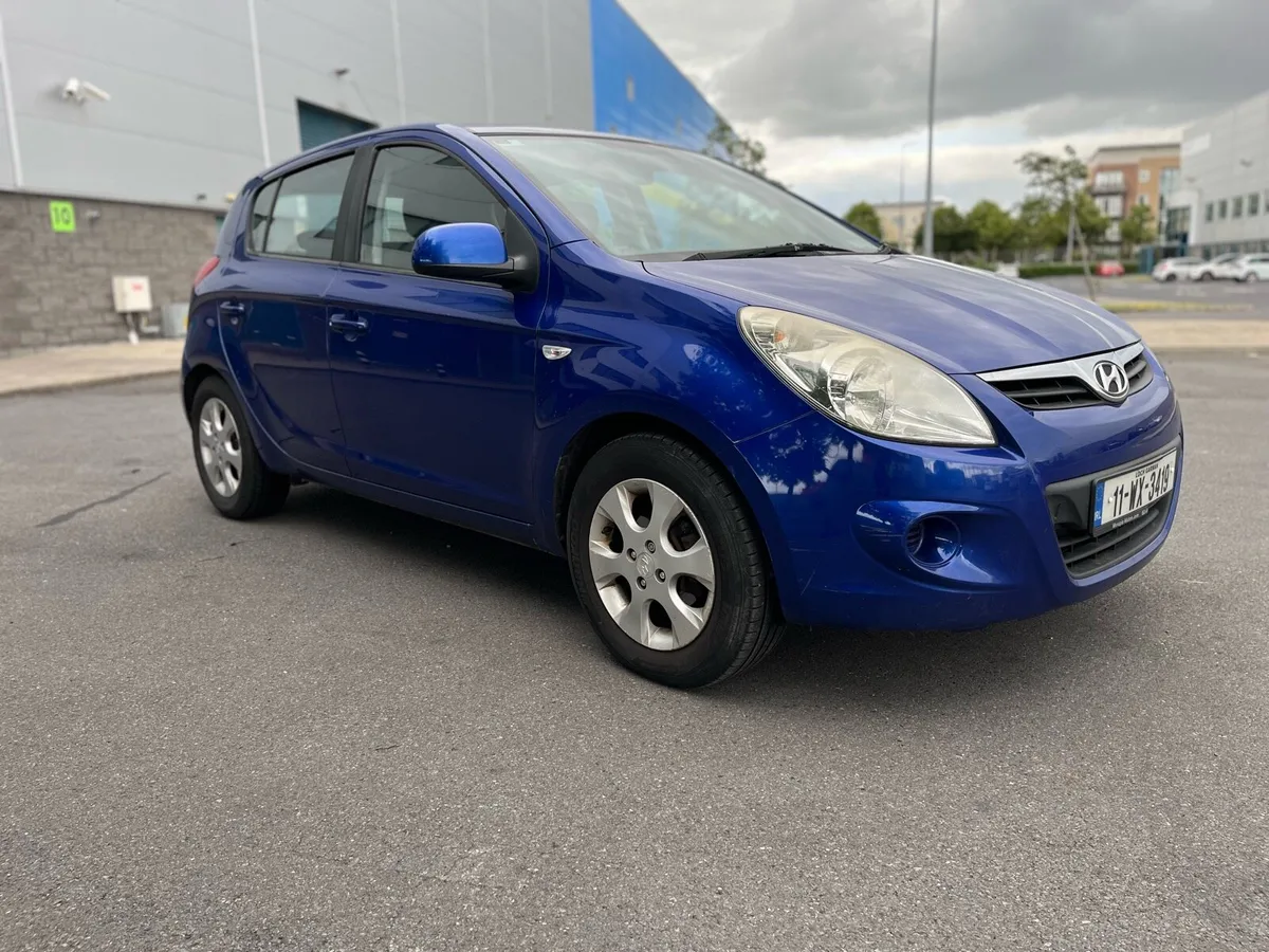 Hyundai I20 1.4 Comfort 5DR Auto - Image 1