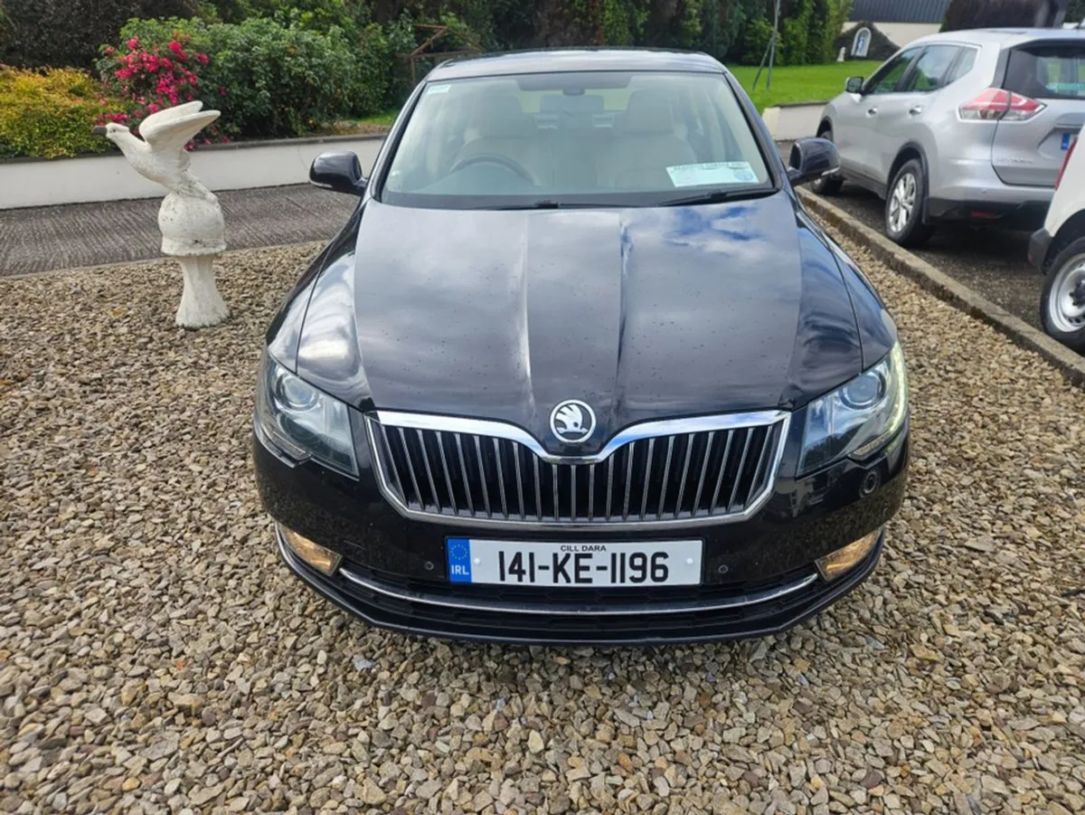 Skoda Superb Elegance 1.6 TDI 105HP 4DR - Image 2