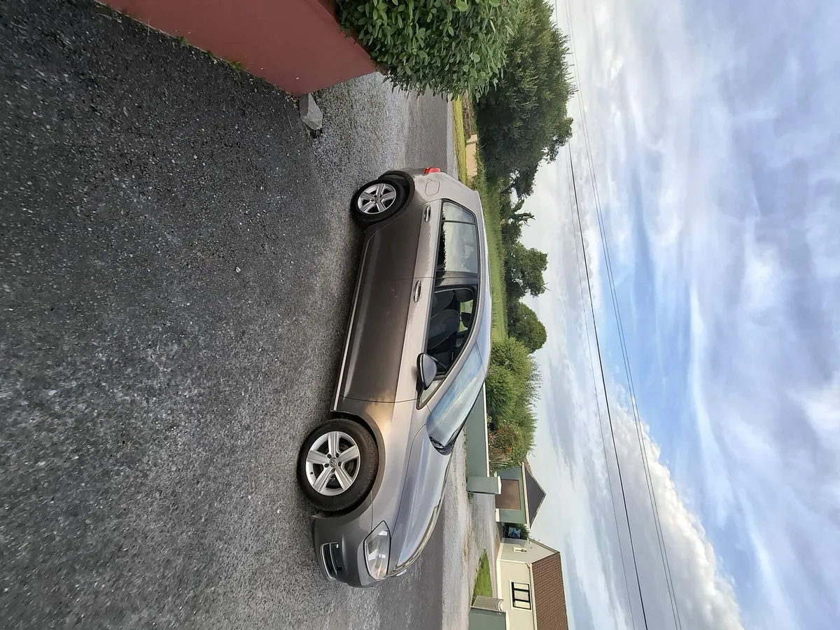 Volkswagon golf 1.6 highline - Image 2