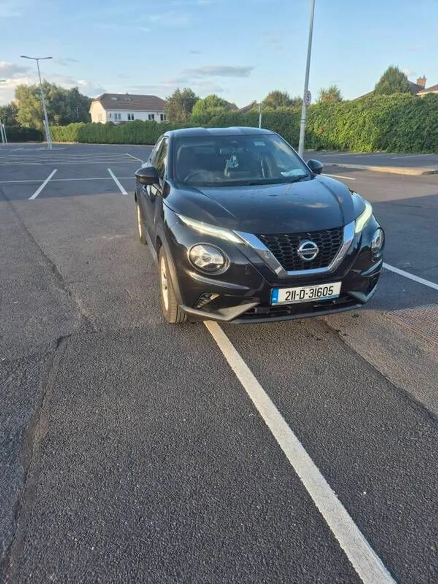 2021 Nissan Juke - Image 2