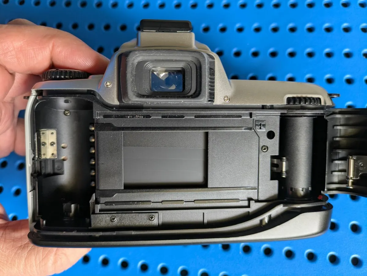 🎞️ Nikon F65 body,  working - Image 3