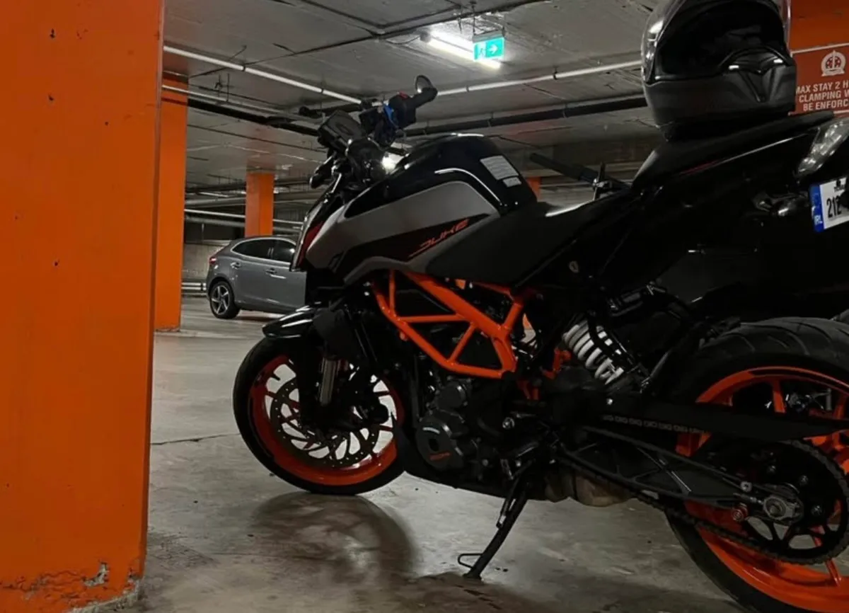 Ktm duke 390 - Image 3