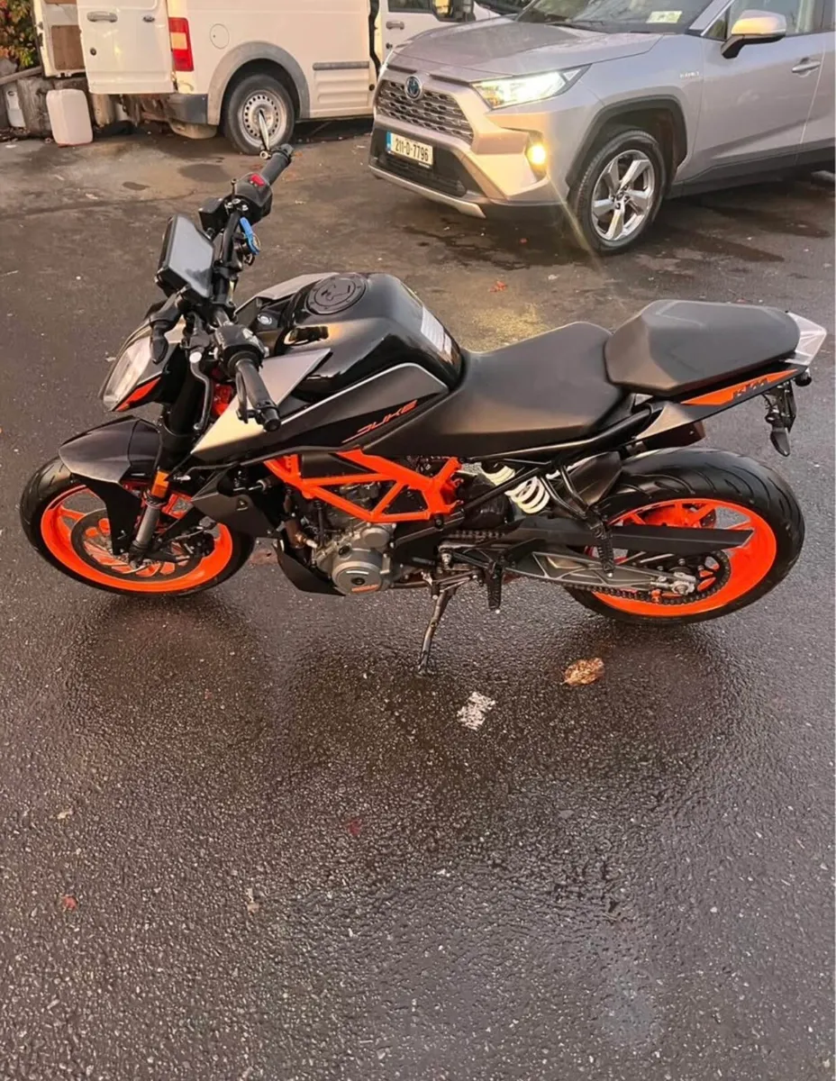 Ktm duke 390 - Image 4