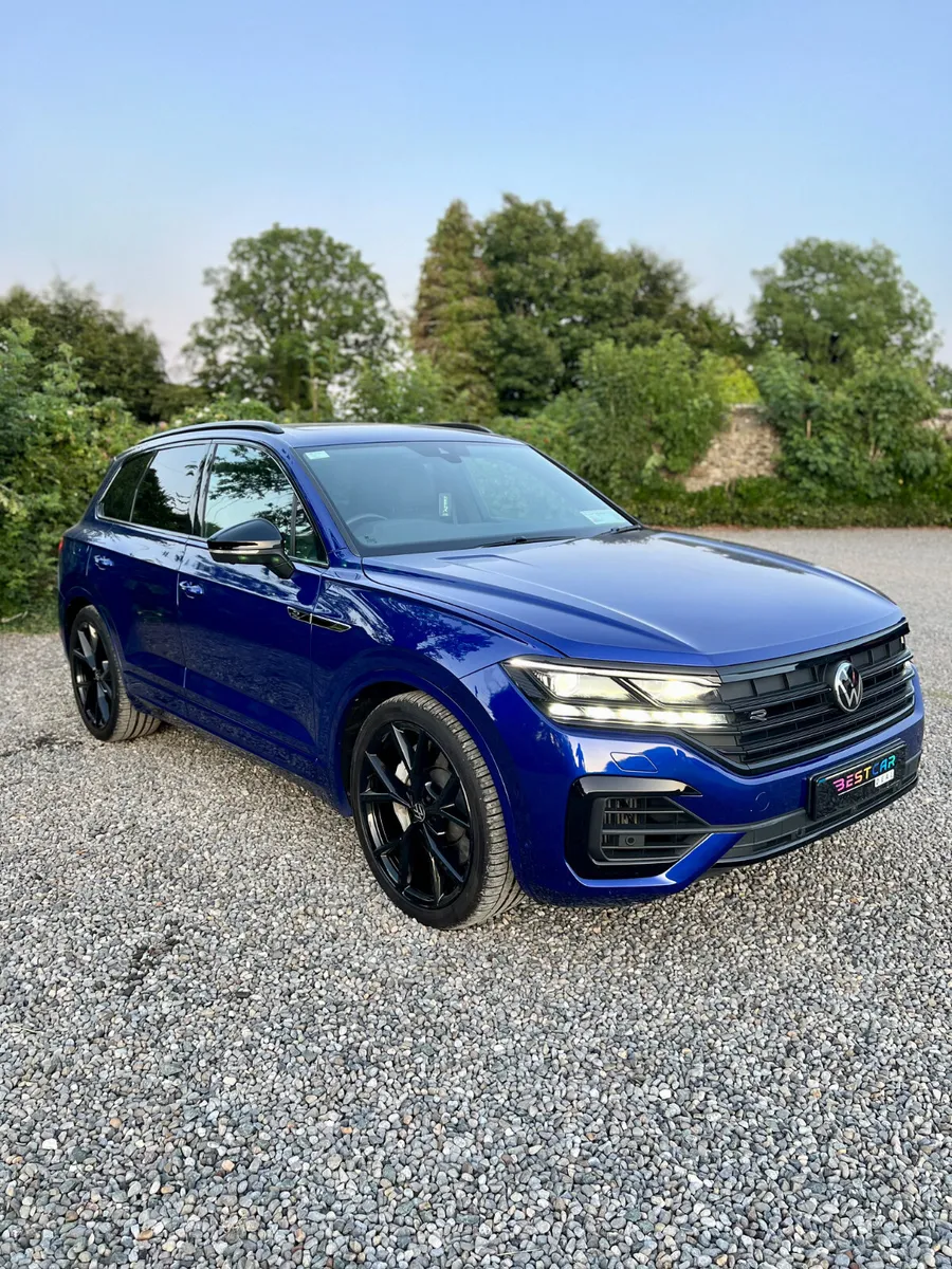 2023 Volkswagen Touareg 3.0TSI PHEV 462HP DSG R - Image 2