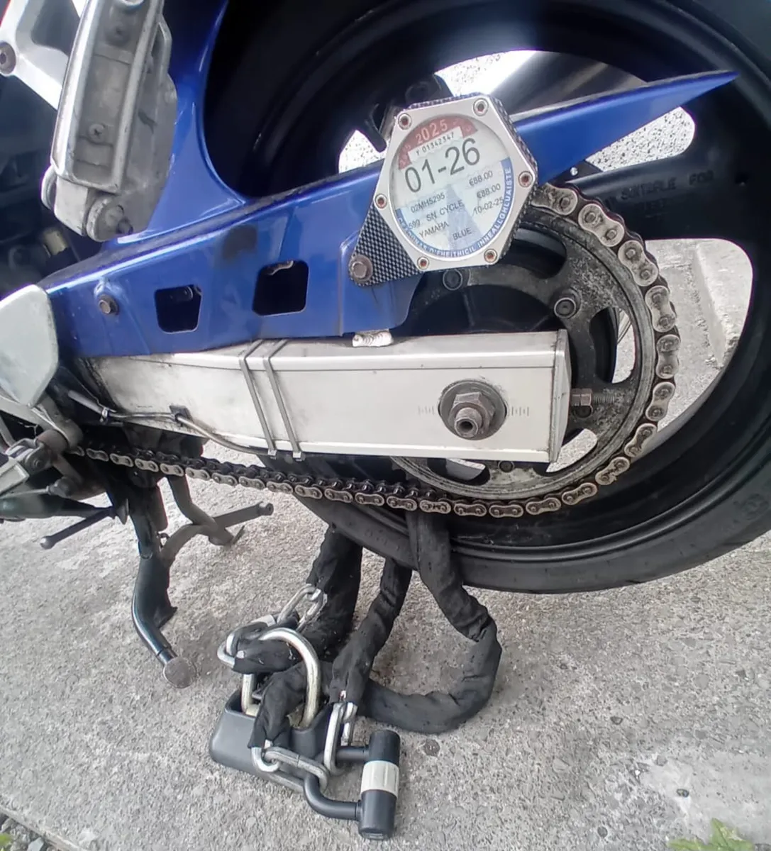 Yamaha fazer excellent condition - Image 3