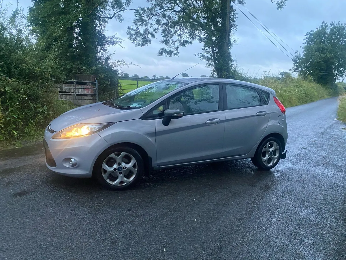 Ford fiesta 2012 - Image 1