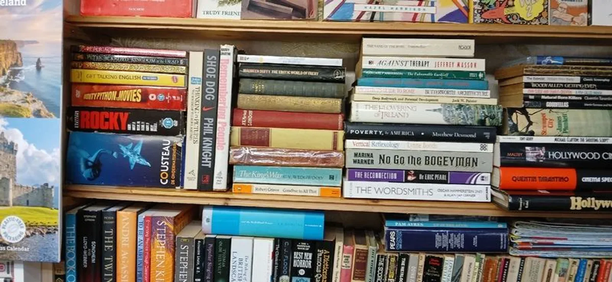 Books for sale - Image 3