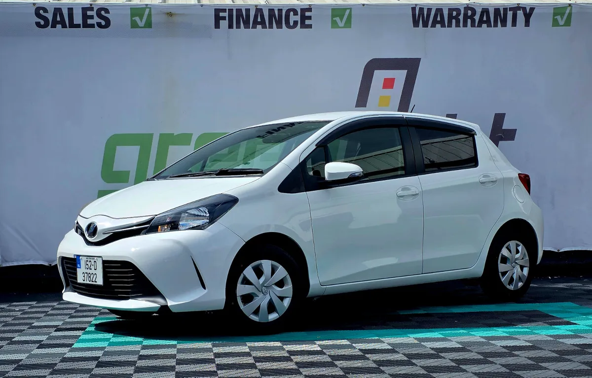 2015 Toyota Vitz Terra Automatic VVTI - Image 4