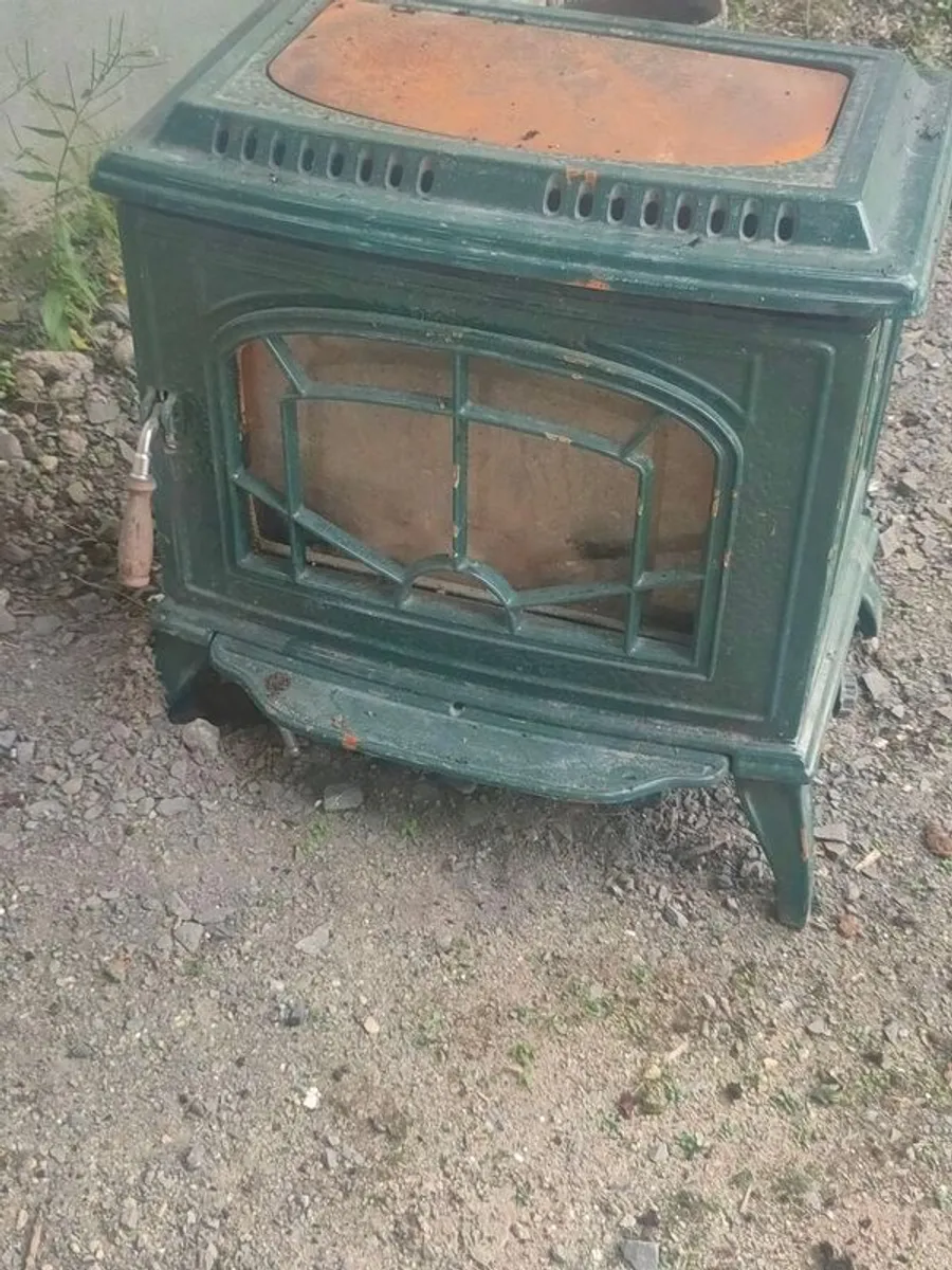 Waterford Stove - Image 1