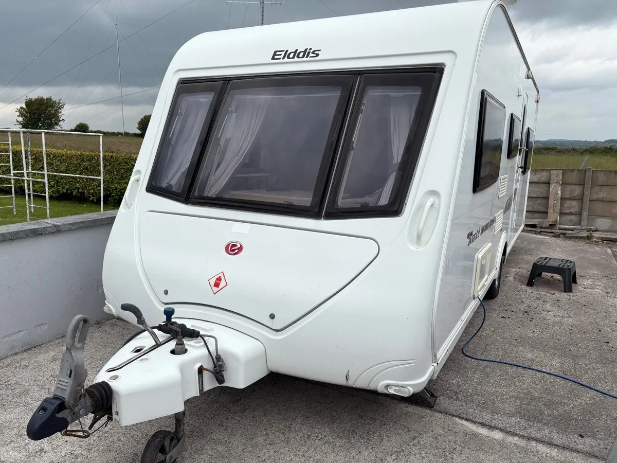Elddis Avante 566 - 6 Berth Caravan - Image 2