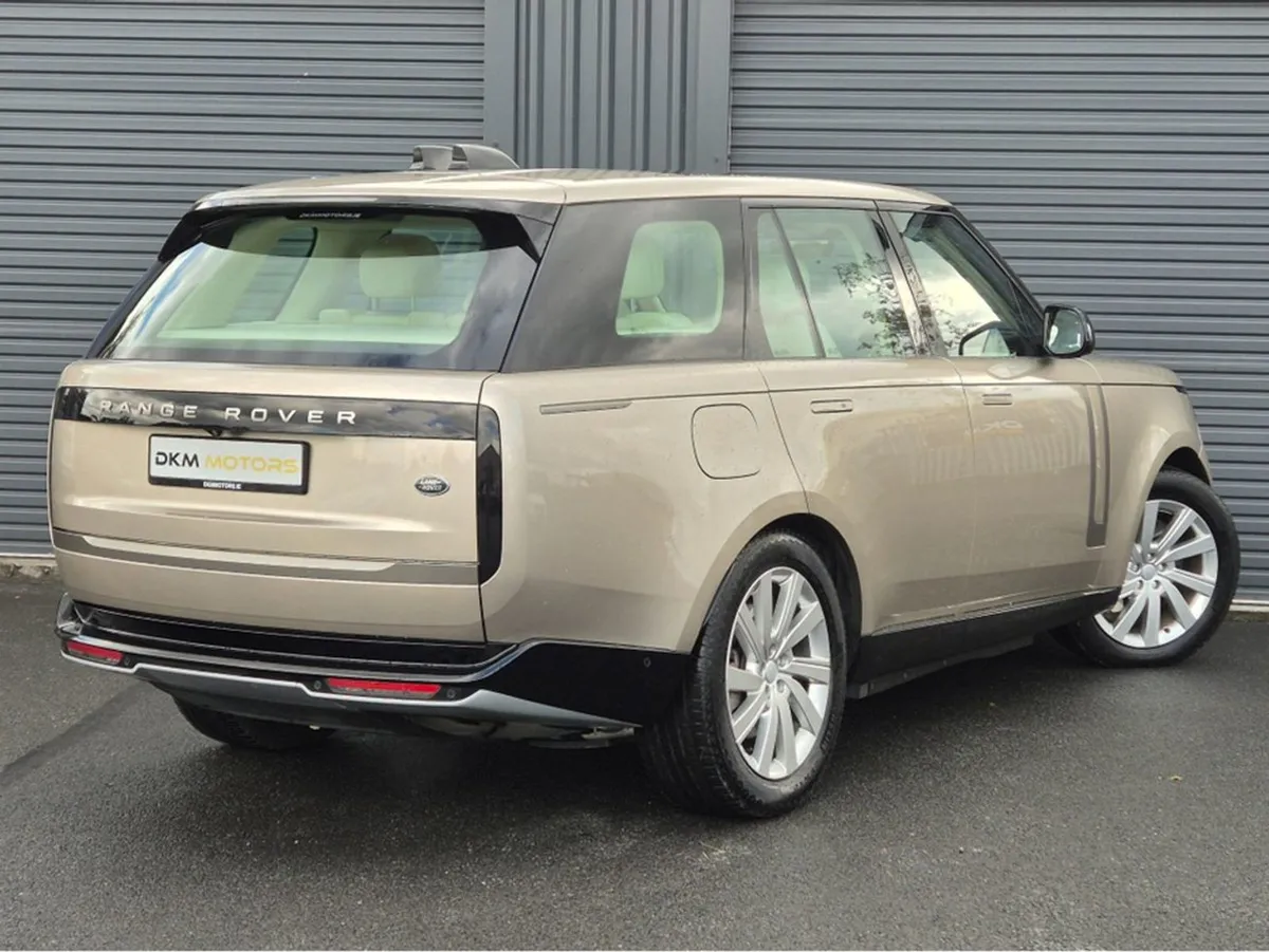 Land Rover Range Rover SE P440e Hybrid - Image 4
