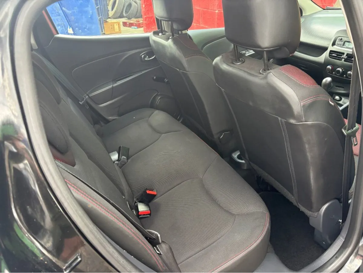 Renault Clio Super Value - Image 2