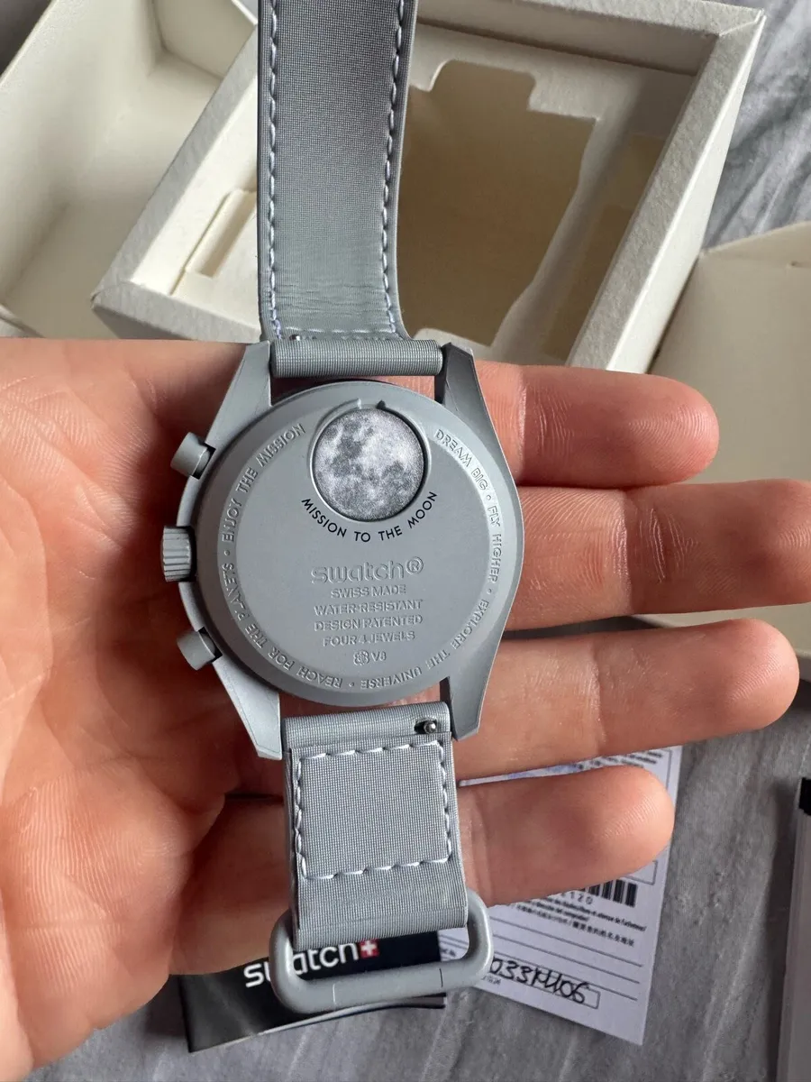 Swatch x Omega - Image 2