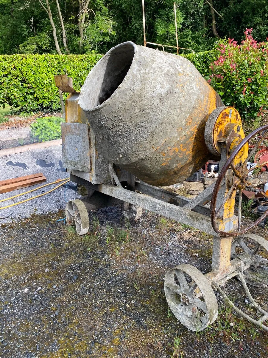 Diesel Cement Mixer for sale - Image 1