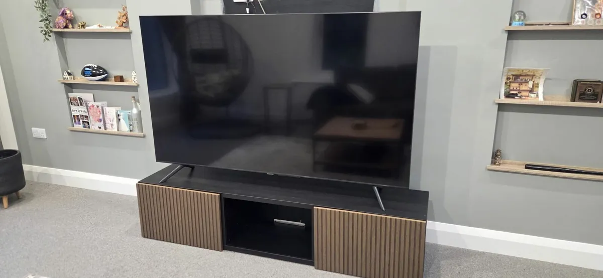 Samsung 75" TV - Image 1
