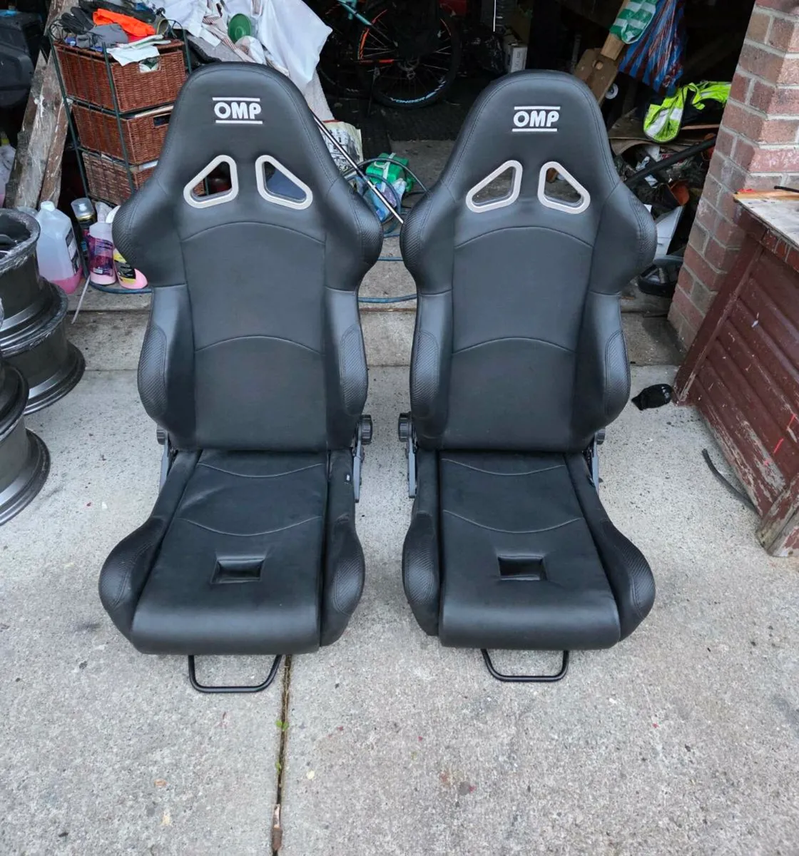 Genuine OMP car seats - Image 1