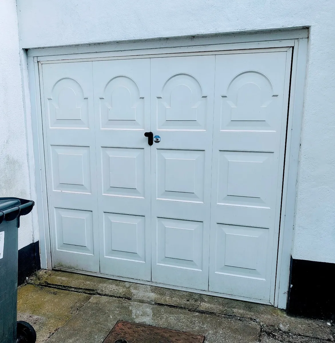 Garage Door - Image 1