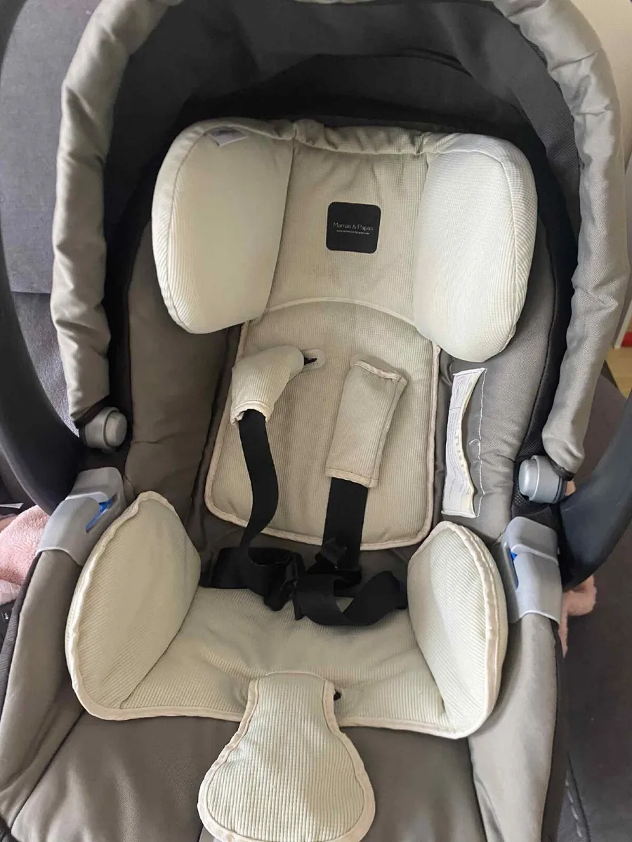 Baby equipment - Image 1