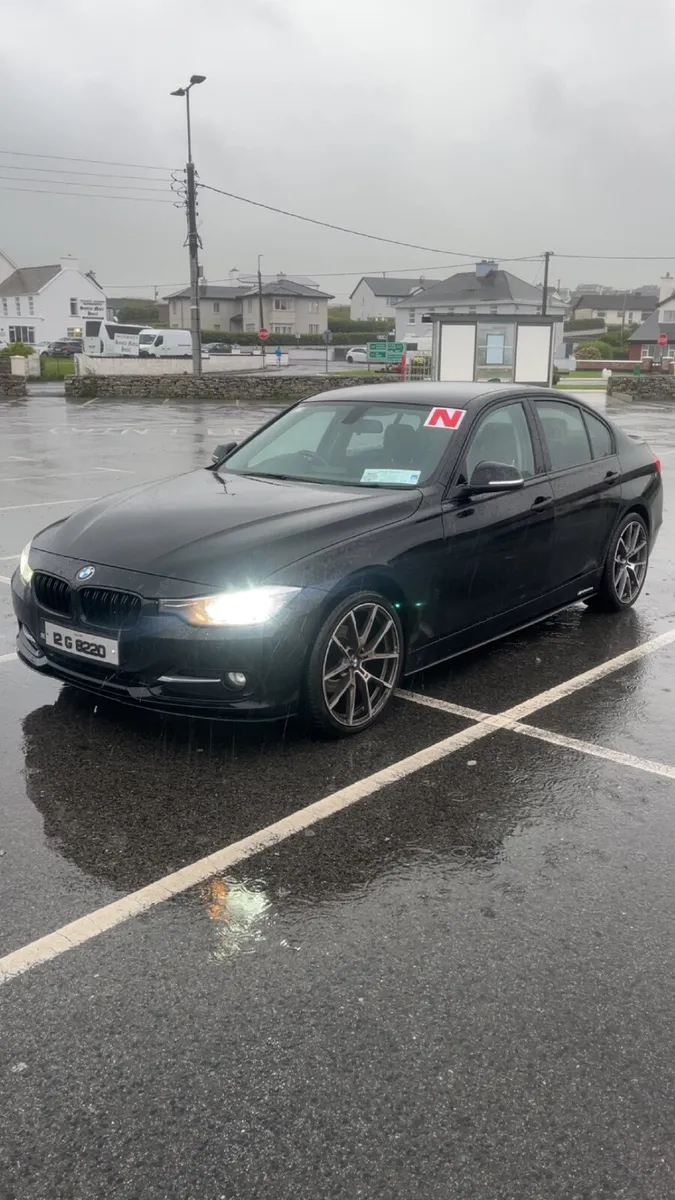 BMW 3-Series 2012 - Image 2