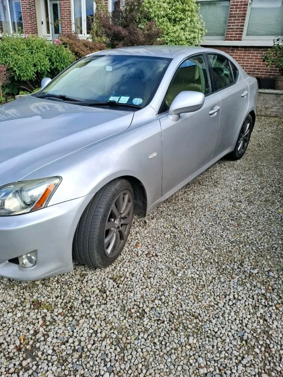 2008 LEXUS is250 78k miles - Image 4