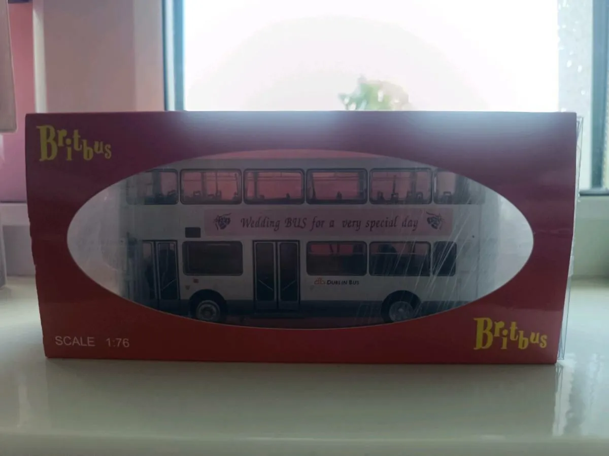 Dublin bus wedding bus - Image 1