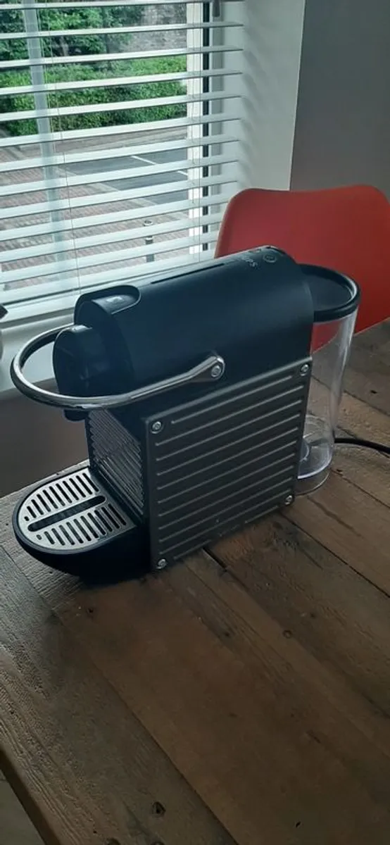 Nespresso Coffee Maker - Image 2