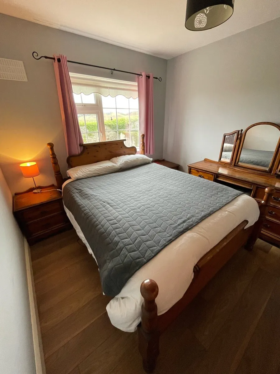 Complete Erinwood Bedroom Suite - Image 4