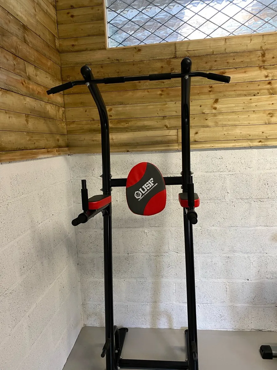 Gym power tower - Image 1