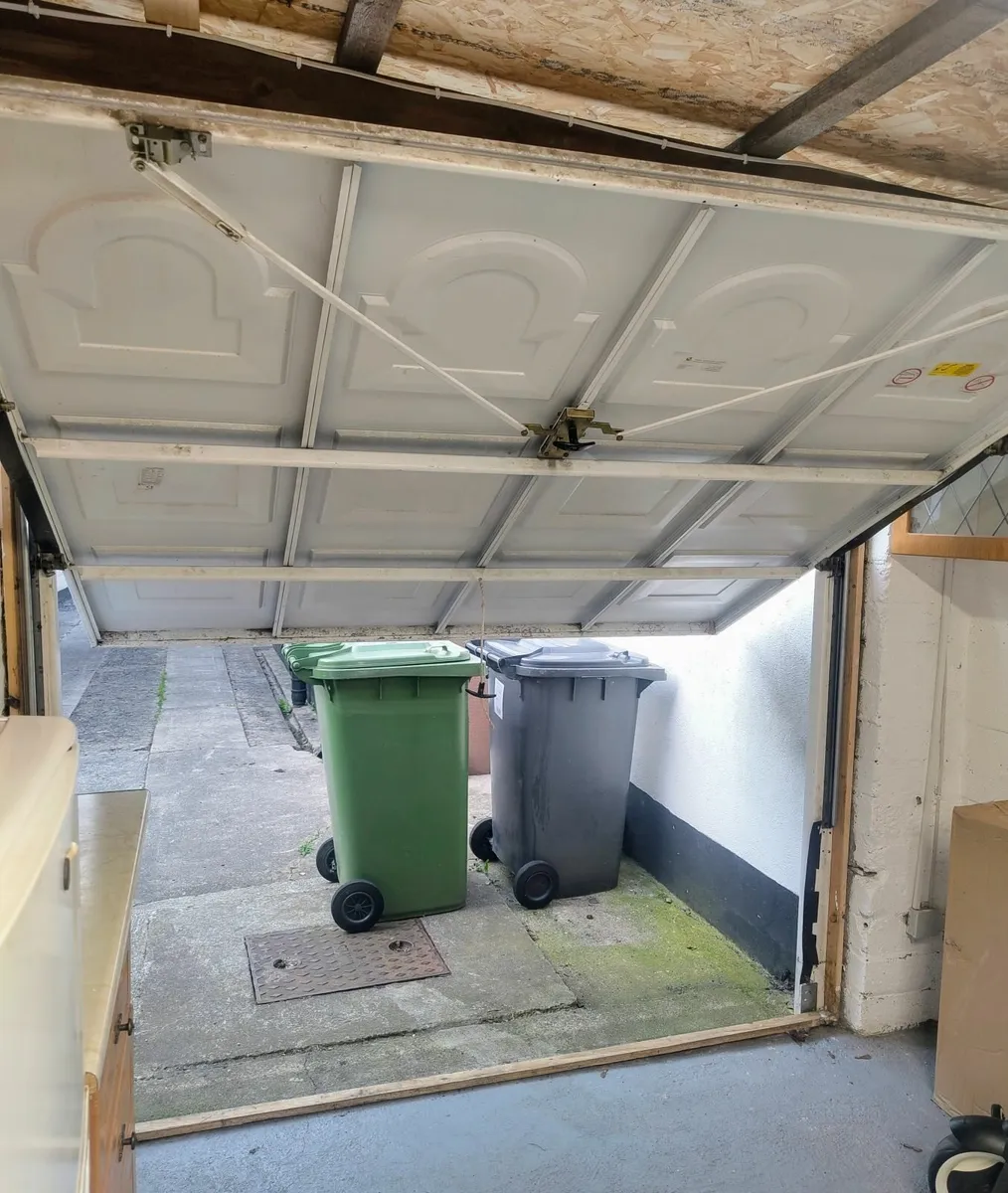 Garage Door - Image 2
