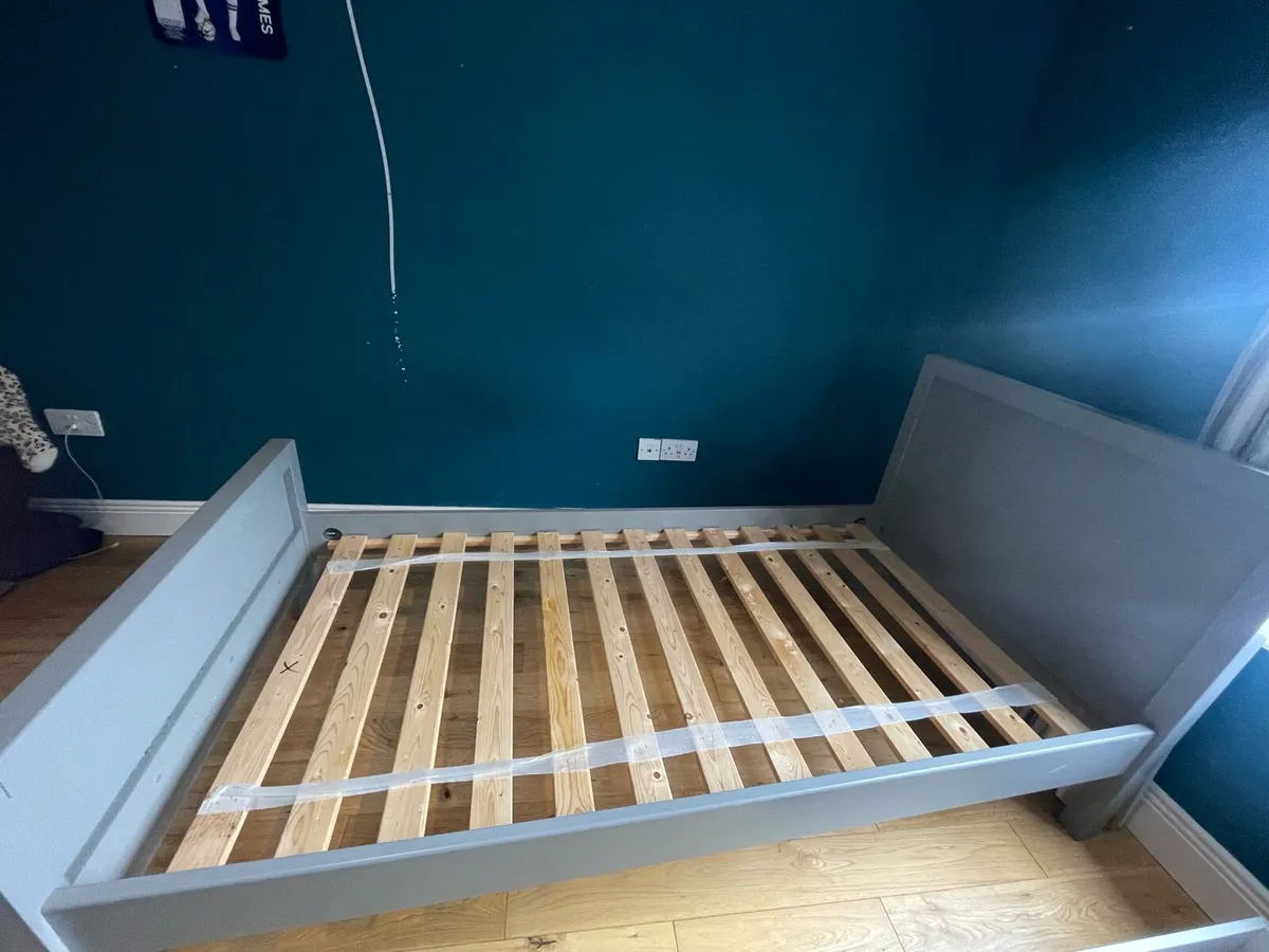 Single Bed - Image 2